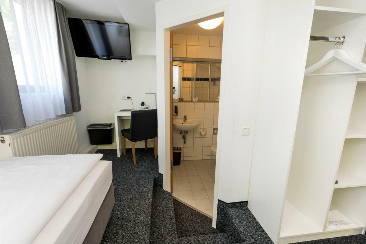 Mk Hotel Ешборн Екстер'єр фото